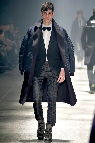 Look 38